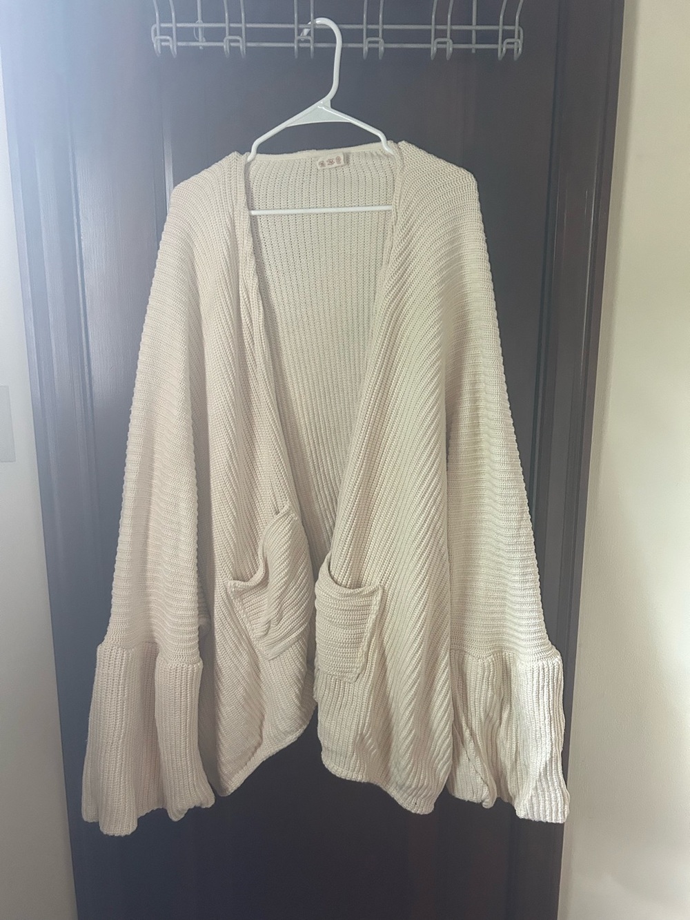 Gardenbelle Shop EUC LOLO Organic Cotton Cardigan